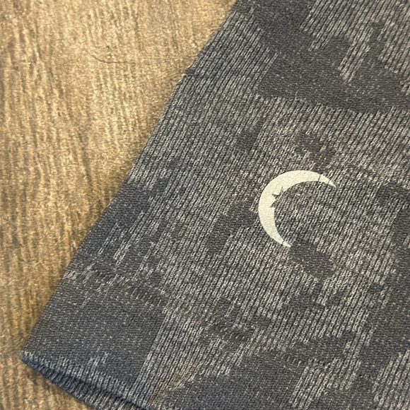 Zyia Active Gray Splash Racer Seamless
Tank Size Large - Picture 9 of 9